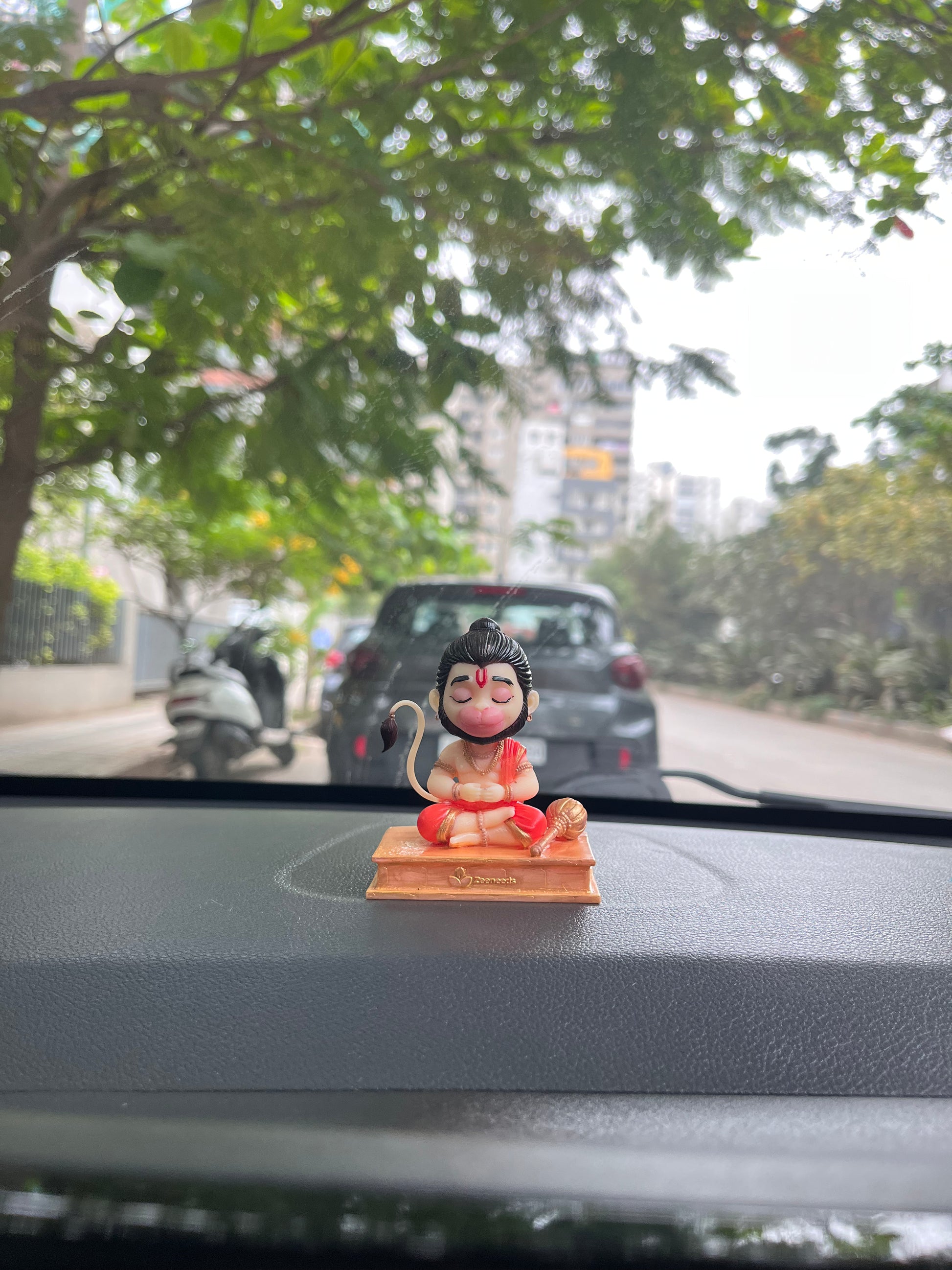 Peaceful Meditating Hanuman Murti | Bajrangbali Idol for Car Dashboard, Home & Yoga Studio | by Zeeneeds - Zeeneeds